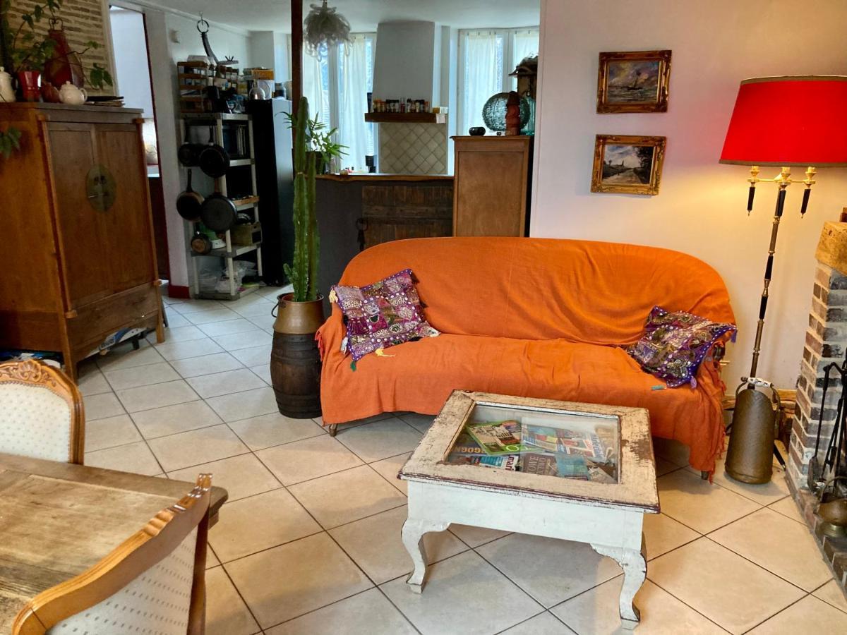 L Annonce N Est Pas D Actualite Ne Pas Prendre De Reservation Villa Saint-Fargeau  Buitenkant foto