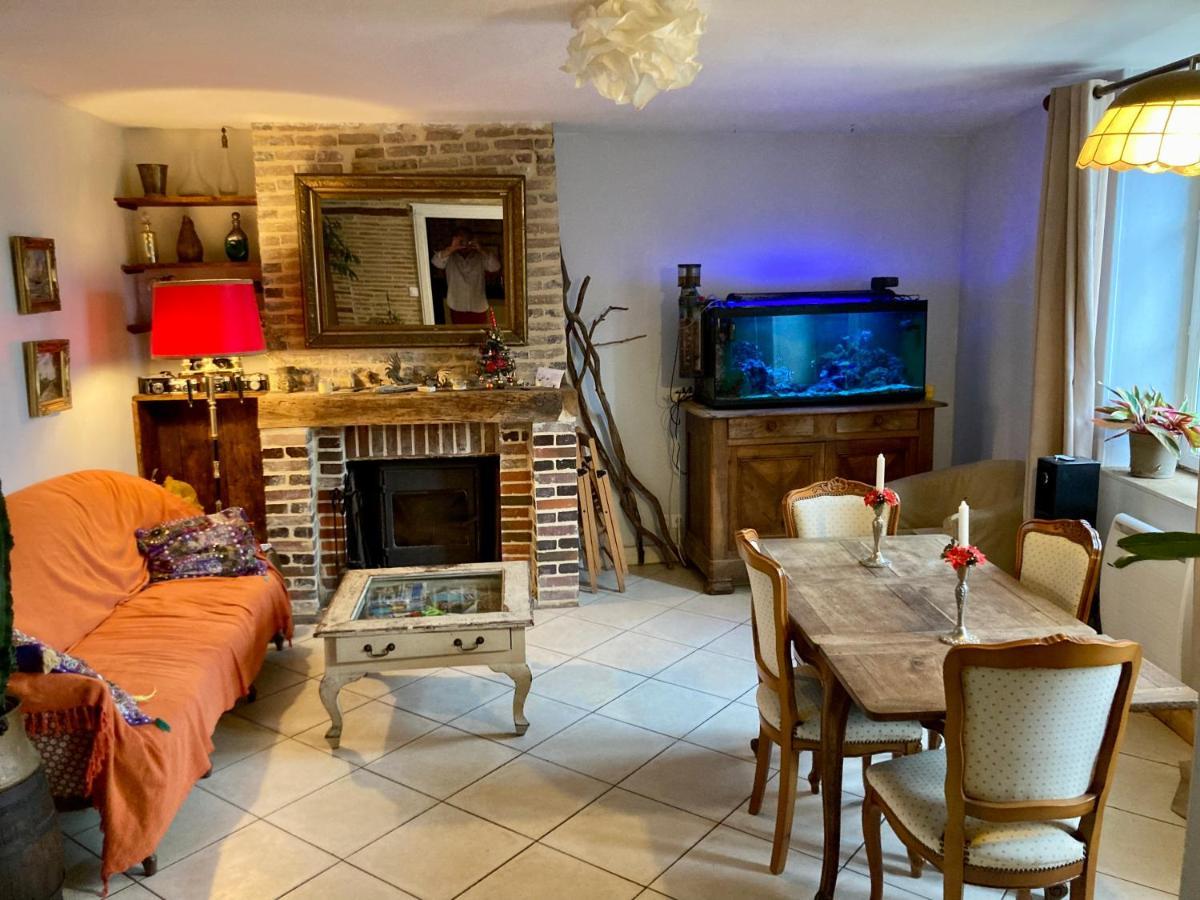 L Annonce N Est Pas D Actualite Ne Pas Prendre De Reservation Villa Saint-Fargeau  Buitenkant foto