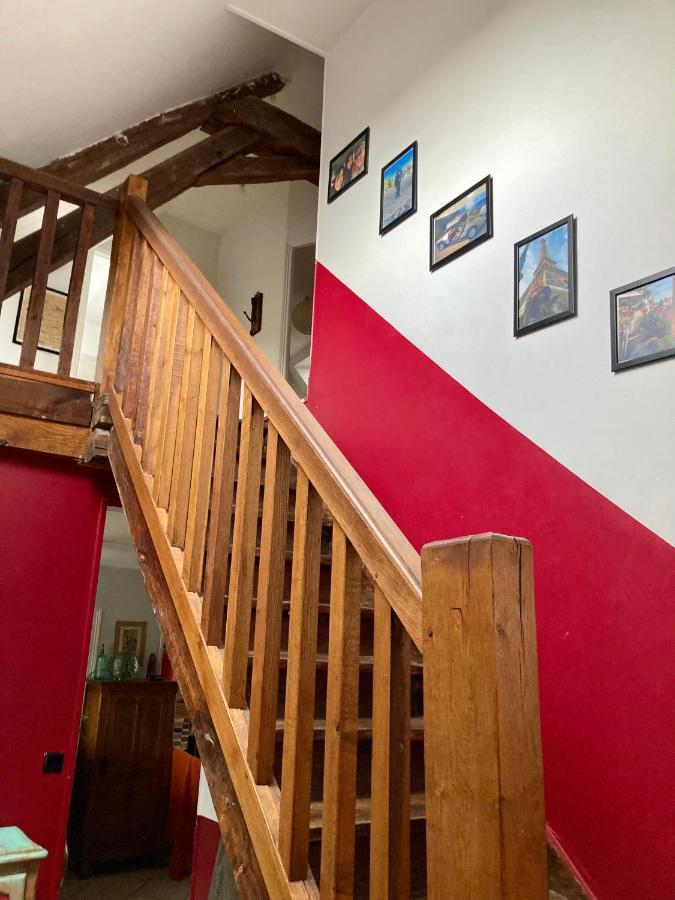 L Annonce N Est Pas D Actualite Ne Pas Prendre De Reservation Villa Saint-Fargeau  Buitenkant foto